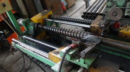 Manufacturing process of ground screw